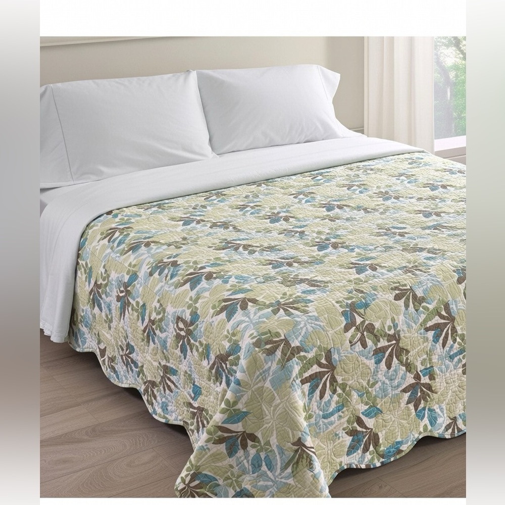 Standard size Floral Green and Blue Quilt with 2 shams